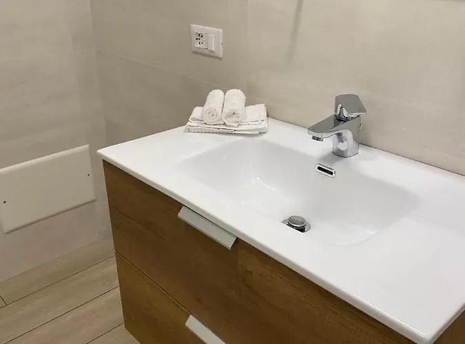 Semesterbostad Casa Emali *