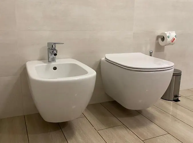 Semesterbostad Casa Emali